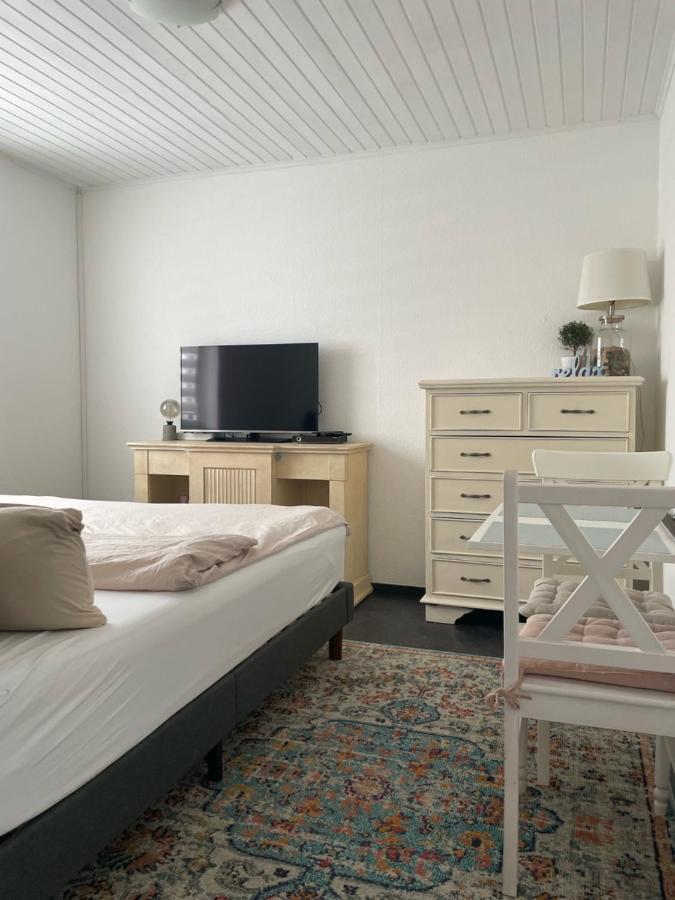 Einliegerwohnung In Taunusstein Bleidenstadt Екстер'єр фото